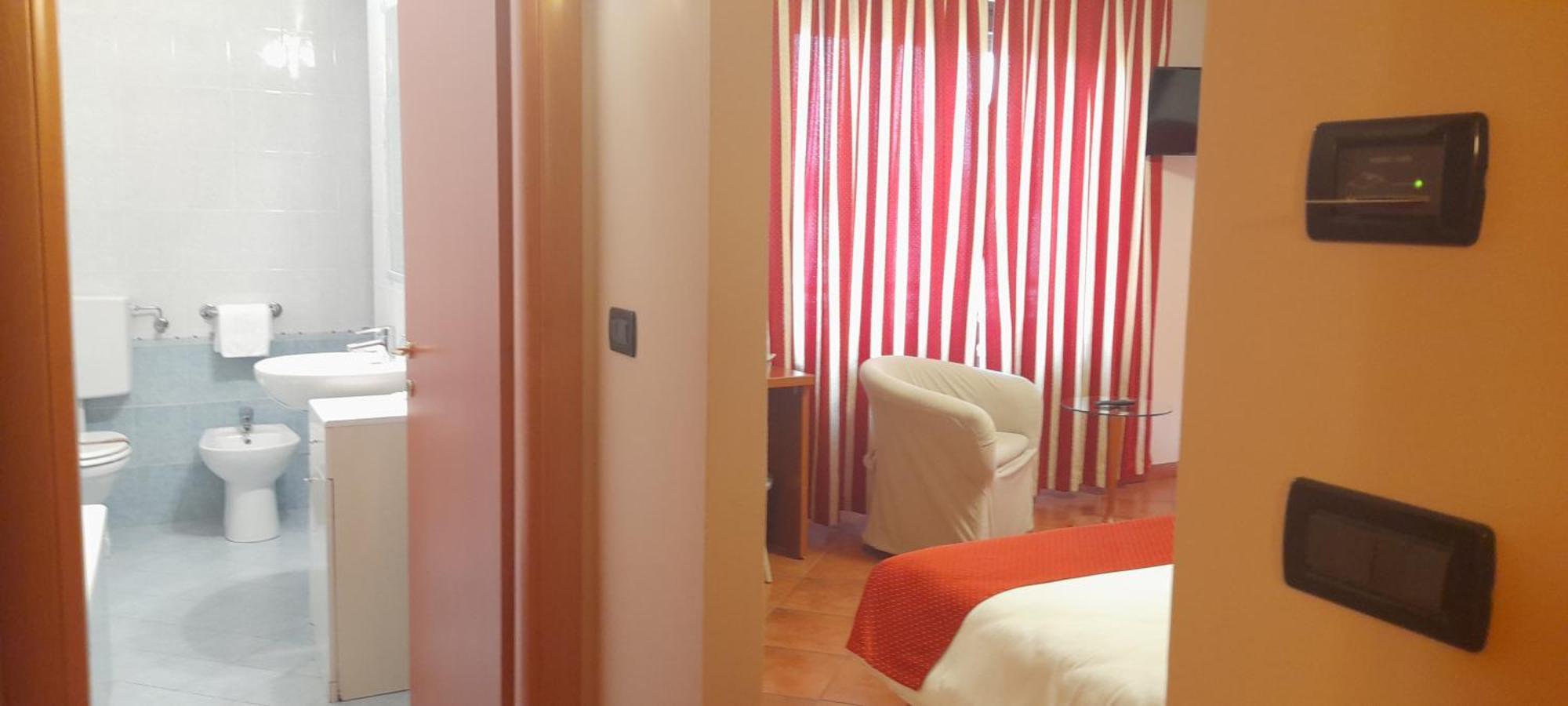 Hotel Ceretto Busca Exterior photo